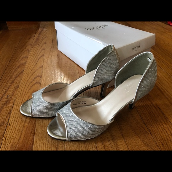 David’s Bridal heels - Picture 1 of 4